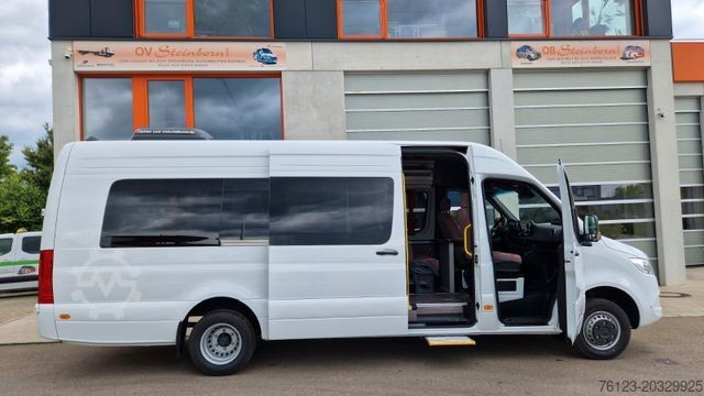 Minibus MERCEDES-BENZ 515 Sprinter 22 Schlafsessel Lagerfahrzeug Stock