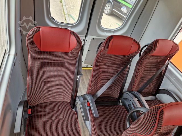 Minibus IVECO Daily C35 M1 9 Sitzer sauberes Fahrzeug