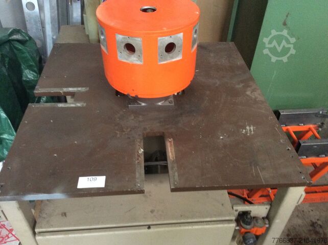 Поворотный стол, Пневматический поворотный стол Festo Pneumatk ST-270 A