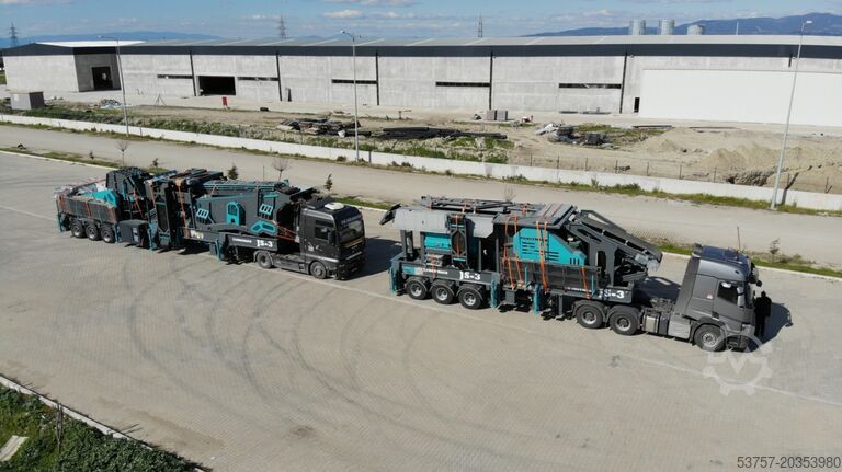Mobilní drtič Constmach Mobile Crushing Plant 250-300 TPH mobile crushing plant JS-3
