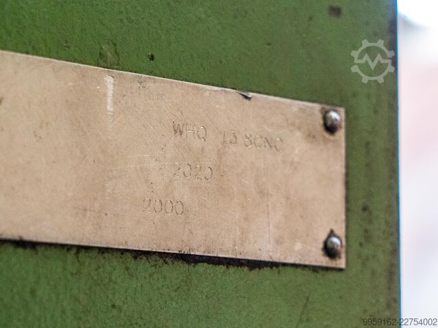 מכונת קדיחה עם שולחן TOS Varnsdorf WHQ 13.8