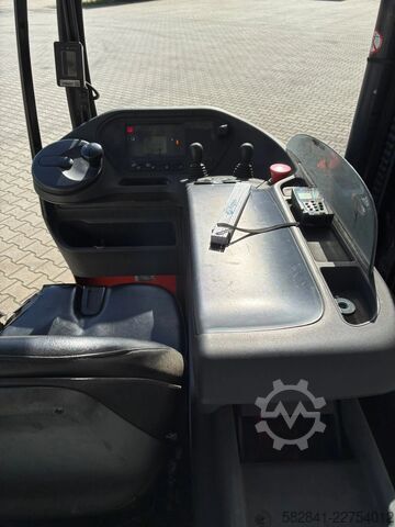 Carretillas retráctiles LINDE R 14 G
