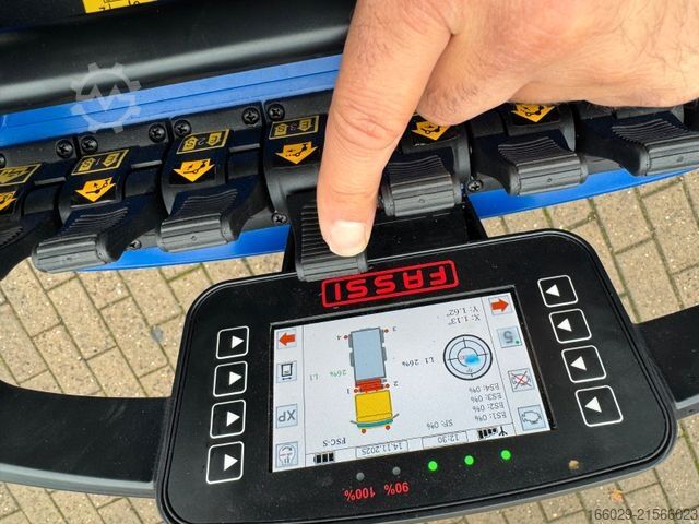 کامیون سنگین‌وظیفه VOLVO Volvo FH 500 8x4 Kran F705 R.2.7 L436 V20 NEUES