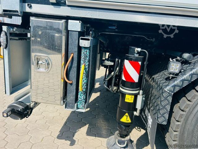 جرثقیل نصب‌شده روی کامیون MAN TGS 41.520 8x8 mit Fassi Ladekran F705R.2.6 TECH