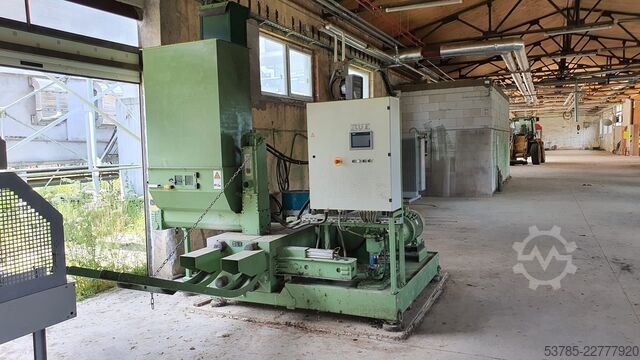 Briketirka RUF RUF 500