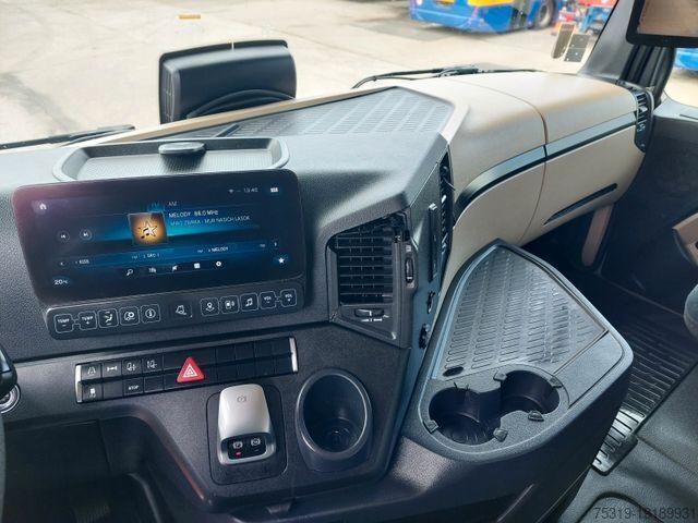 Samochód ciężarowy z plandeką typu platforma MERCEDES-BENZ Actros 2545 L/NR 6x2 + Wielton PC2K Durchbar