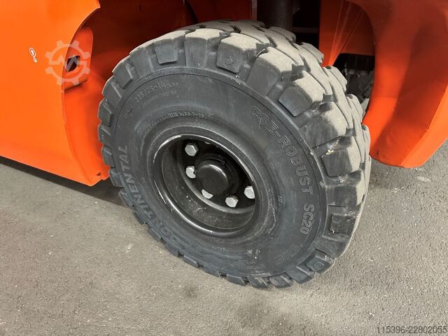Elektrisk 4 -hjulet gaffeltruck Toyota 8FBMT50 - TRIPLEX 6,5 m - NEUWERTIG !!!