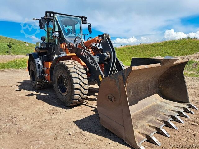 হুইল লোডার HITACHI ZW 180-7 Radlader