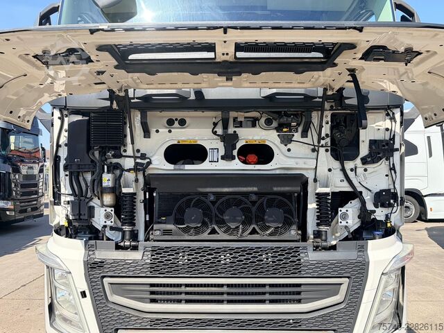 Standardni tegljač VOLVO FH 500 * AUS 1. HAND  STANDKLIMA * VEB * VOLLV