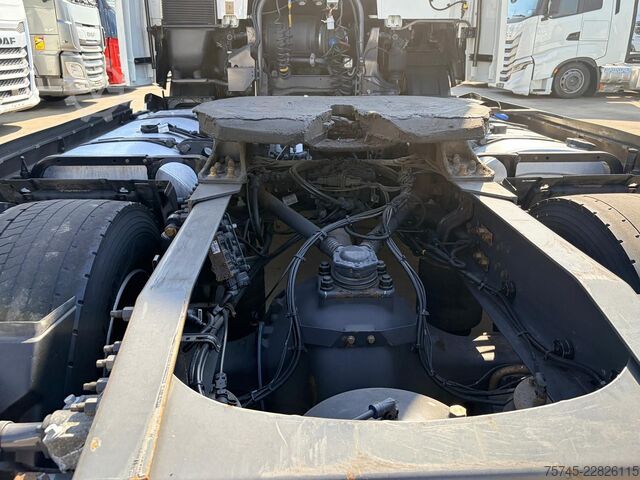 Standardni tegljač VOLVO FH 500 * AUS 1. HAND  STANDKLIMA * VEB * VOLLV