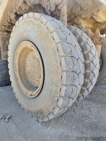 Döngölő teherautó Caterpillar 777G **EPA**