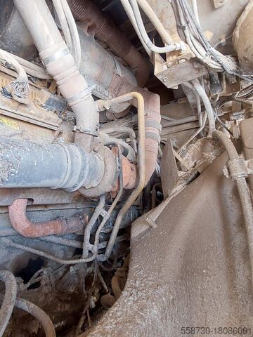 Döngölő teherautó Caterpillar 777G **EPA**