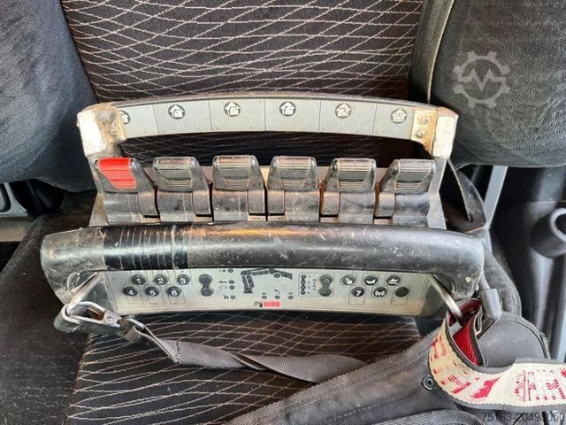 自卸卡车 MERCEDES-BENZ Arocs 2543 L 3-Achs Kipper Kran Hiab 211 5xhydr.