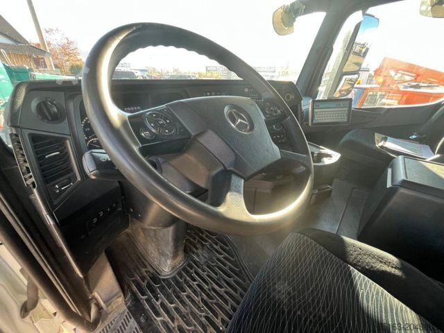 三向自卸卡车 MERCEDES-BENZ Arocs 2543 L 3-Achs Kipper Kran Hiab 211 5xhydr.