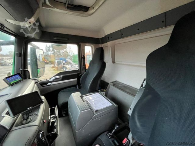 Betonblander lastbil MAN TG-S 32.400 8x4 BB Betonmischer Stetter 9m³ deut