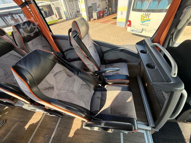 Autokar VOLVO 9700