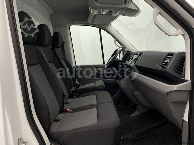 Furgons ar kasti VW Crafter 35 Automatik *Ladebordwand* Top Zustand!