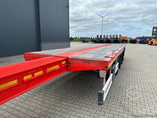 Platform römorku Kässbohrer LOWBED new and unused Heavy-Duty flatbed / 690c...