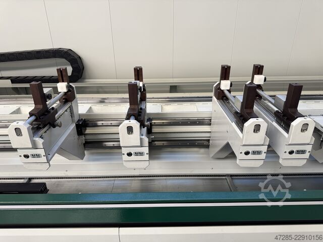 CNC-keskus alumiini-ikkunaprofiileille Fom Industrie FMC 475