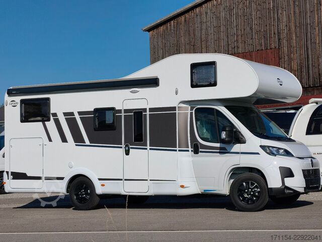 Alkovu-matkailuauto CARADO A 364 Makise, Navi, Lithium,6 Personen Zulassung