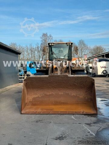 Cargadora de ruedas HYUNDAI HL 970 XT  Radlader Klima Zentralschmieranlage