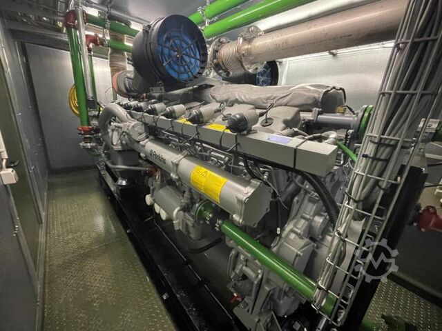 748kW Gas Engine Generators 