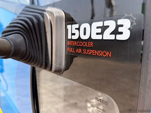 משאית עם ארגז קבוע Iveco EUROCARGO 150E23