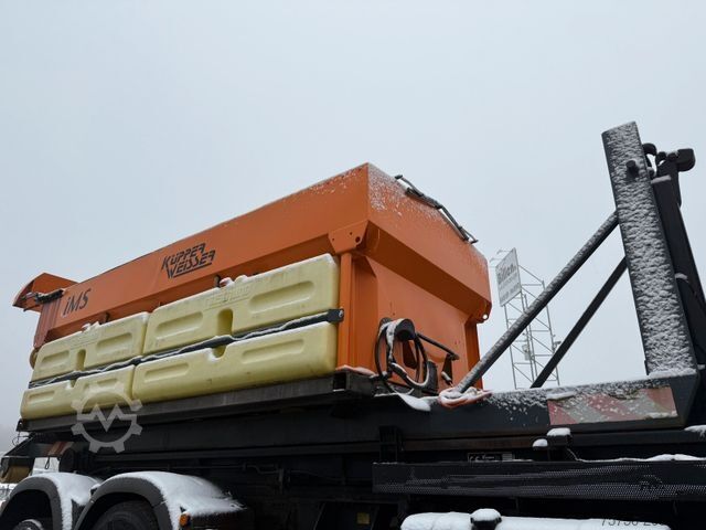 Abrollkipper  Küpper Weisser Salzstreuer 8 cbm Winterdienst