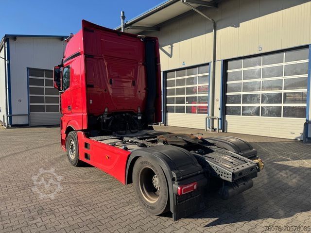 Štandardný ťahač MERCEDES-BENZ MB 1863 LS Gigaspace Solostar Nebenantrieb