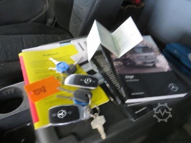 Kastes kravas automašīna MERCEDES-BENZ Atego 1524 L 7.2 m Koffer LBW2t Seitentür Kamera