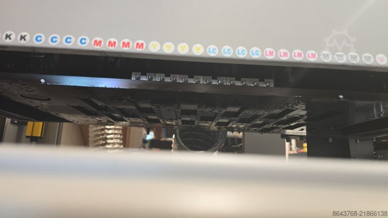 UV混合型数码印刷机 Liyu DSJ3204