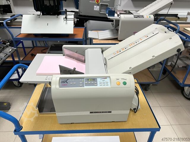 Folding machine Ideal 8343 Automatic Folding Machine
