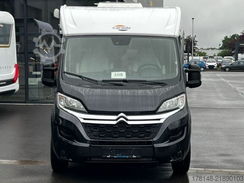 अर्ध-संयोजित कैम्पर Carado VAN V337 Europa Edition