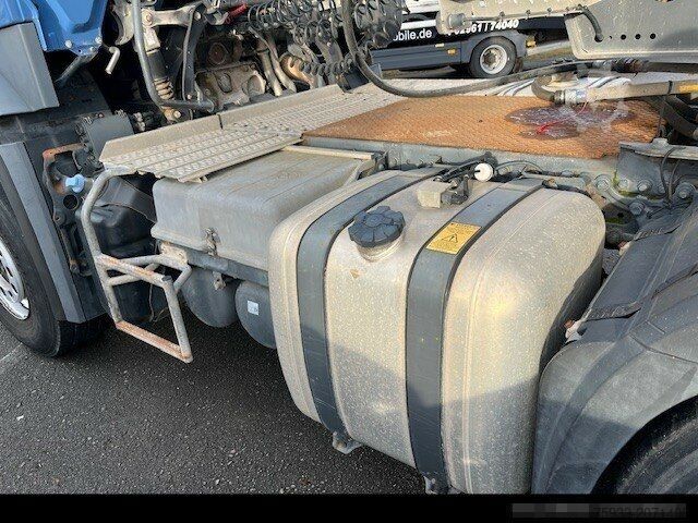 Standard tractor unit MERCEDES-BENZ Arocs 3345 LS 6x4 Klima+Retarder+Zuggesamt 60to