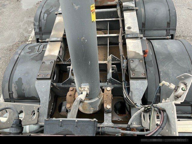 Tipper semitrailer SCHMITZ CARGOBULL SCB S2 Stahl-Kippmulde el. Plane+Lift+Luft