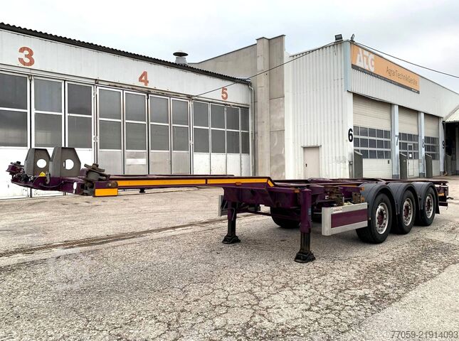 Maināmās virsbūves puspiekabe DENNISON Extendable 1x20'/2x20' /1x40'  (6.X)