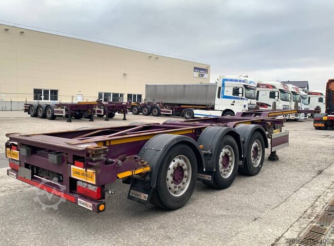 Maināmās virsbūves puspiekabe DENNISON Extendable 1x20'/2x20' /1x40'  (6.X)