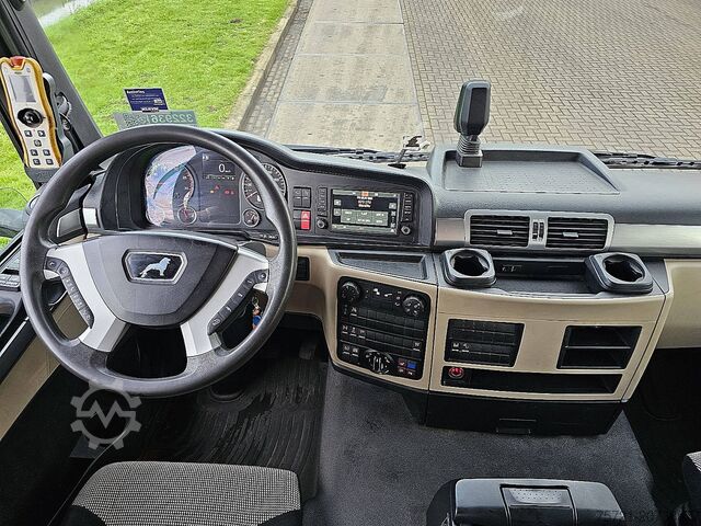 Система портальных рычагов M.A.N. 26.460 TGS MEILLER AK 16 NT