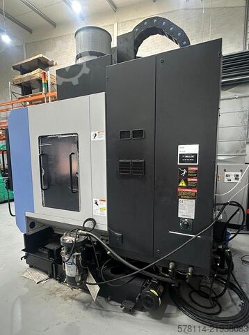 Vertikales Bearbeitungszentrum Doosan DNM 200/5AX