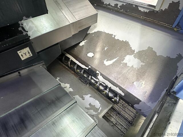 Vertikales Bearbeitungszentrum Doosan DNM 200/5AX