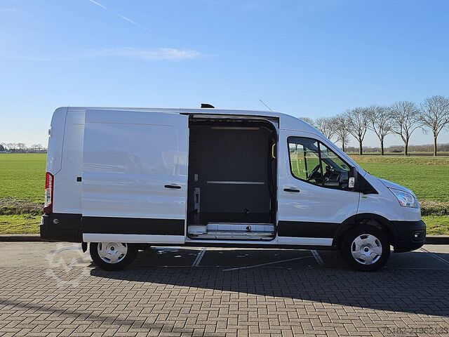 Універсал з високим дахом FORD TRANSIT 2.0 L3H2 Navi Trekhaak
