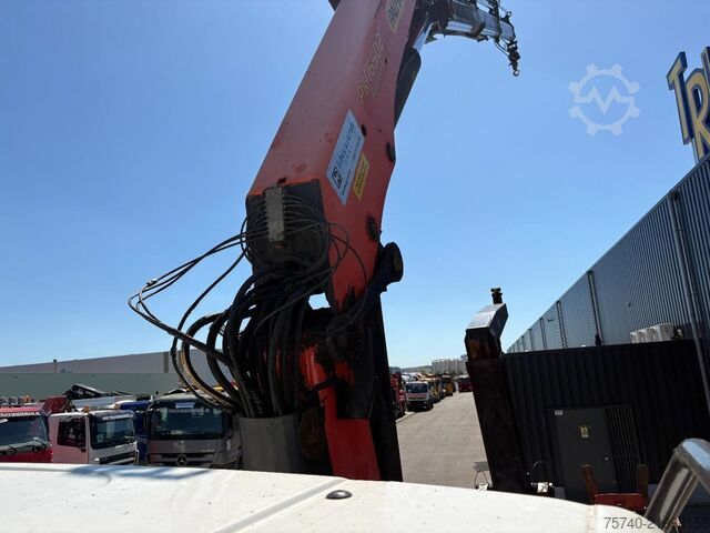 Crane MAN TGS 26.320 + 6x4 FRONT TRACTION + STEERING/LIFT...