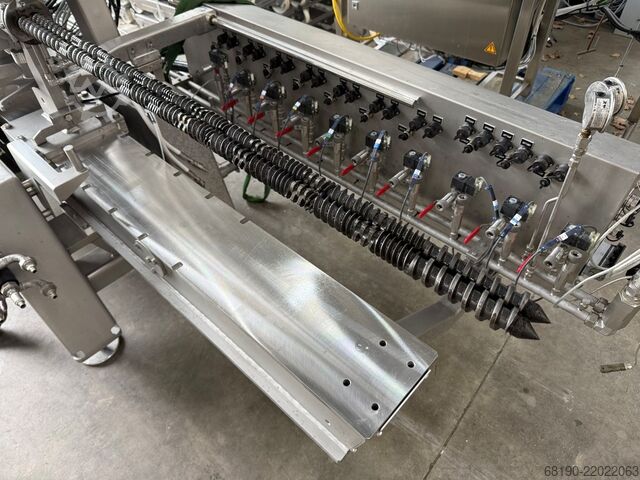 Dvojšnekový extrudér Clextral Evolum EV032 M