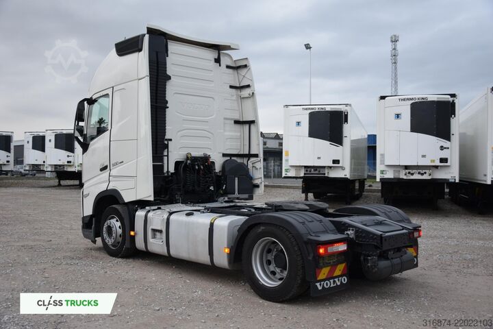 หัวลากมาตรฐาน VOLVO FH 500 Globetrotter XL Varios