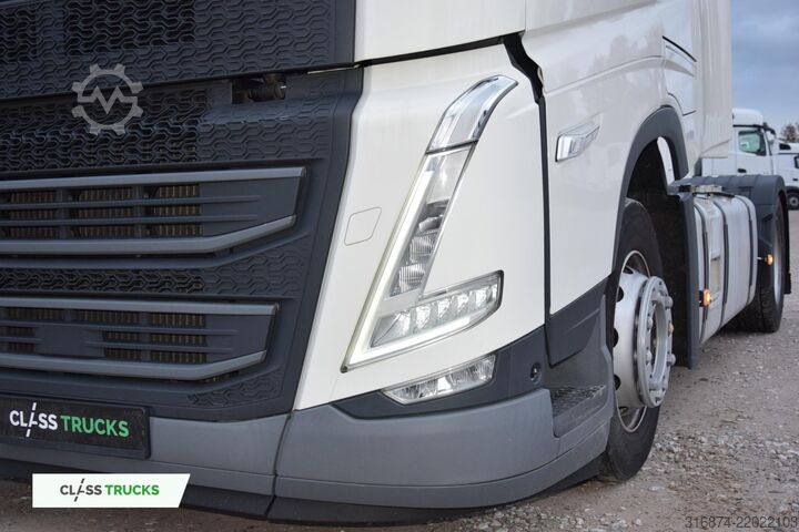 หัวลากมาตรฐาน VOLVO FH 500 Globetrotter XL Varios