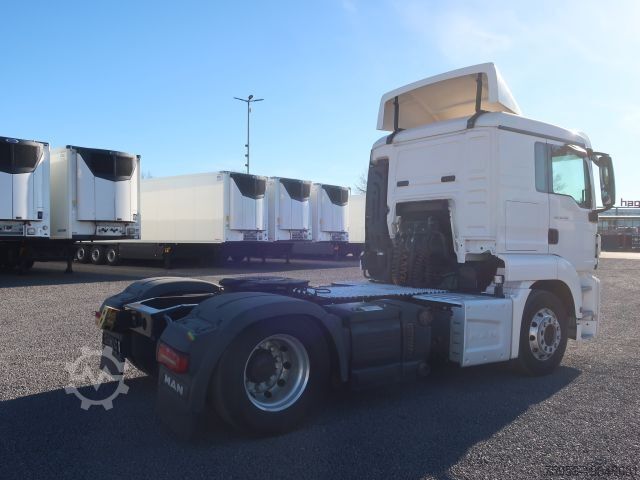 Standard tractor unit MAN 18.400 TGS L-Haus Silo Kompressor Intarder ADR