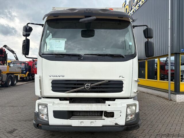 حقيبة سفر Volvo FL 12.240 + BLAD VERING + LOADLIFT 2.5t + LOW KM