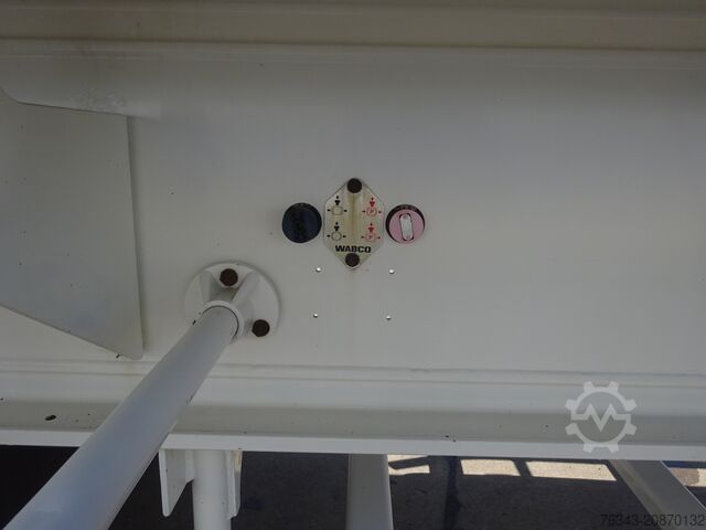 Tankauflieger Benalu CITERNE PULVERULENTE 64000 L