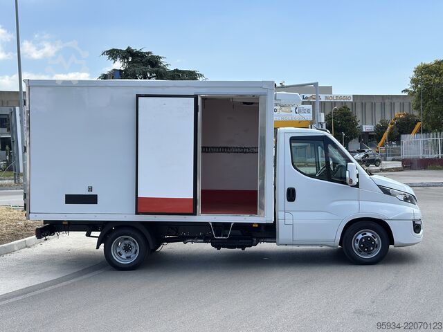 Furgon i mbyllur IVECO DAILY 35-150
