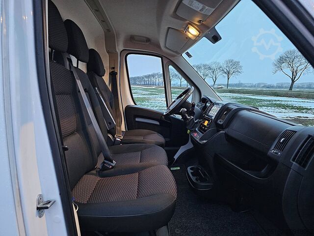 Camioneta familiar de techo alto CITROEN JUMPER 2.2 L4H2 Maxi Airco